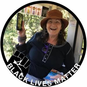 Meet your Posher, Sandi